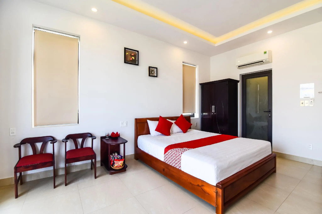 OYO 473 Suburban Villa