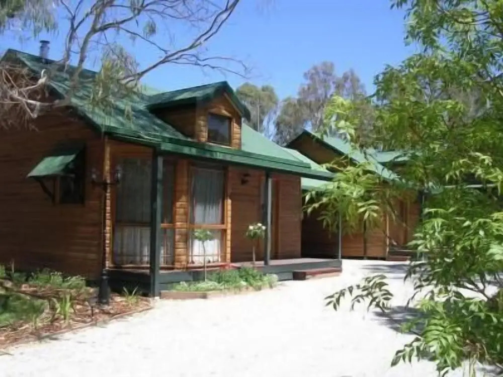 Cottages on Edward