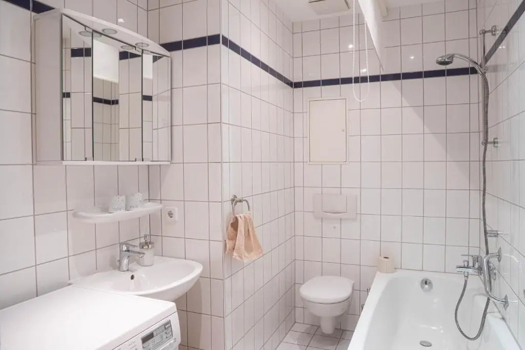 Gemutliche 45m² Wohnung Mit Netflix & Disney+