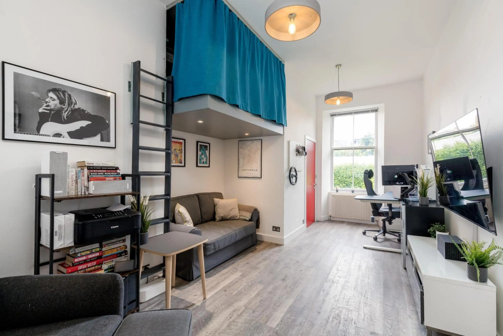 Luxury Architect Designed Apt 13 Mins to Royal mile