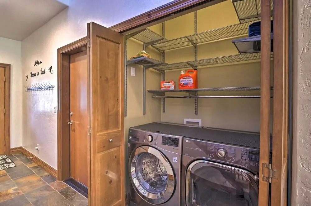 Private Hot Tub: Family Townhome in Breckenridge