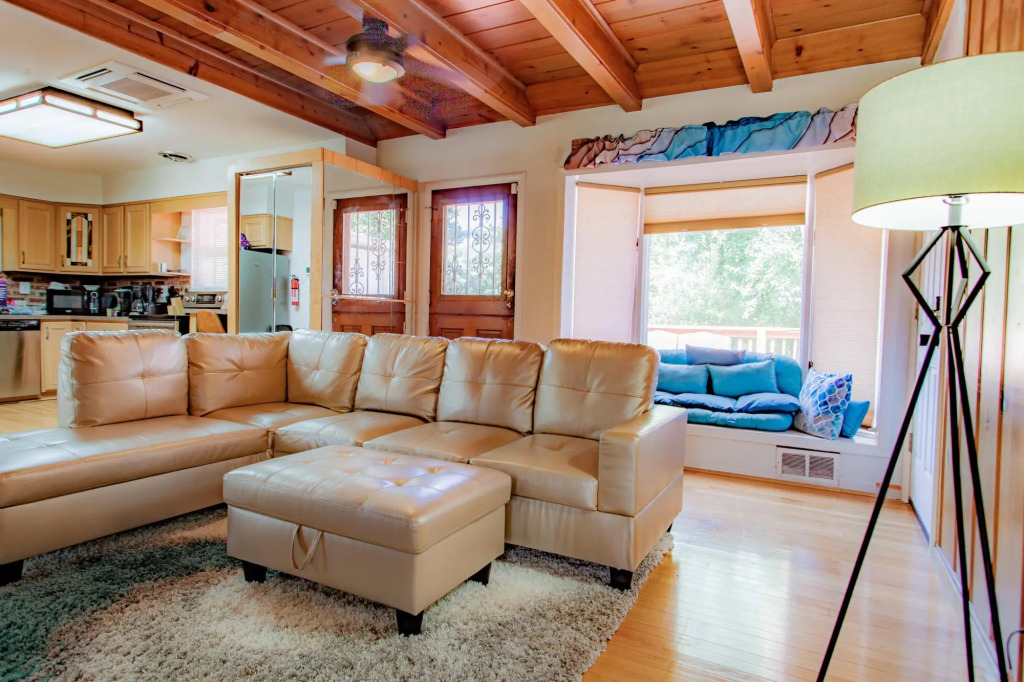 ✫ 3-BR HOME BY NATIONAL HARBOR ✫ MGM Casino ✫ Tanger OUTLETS