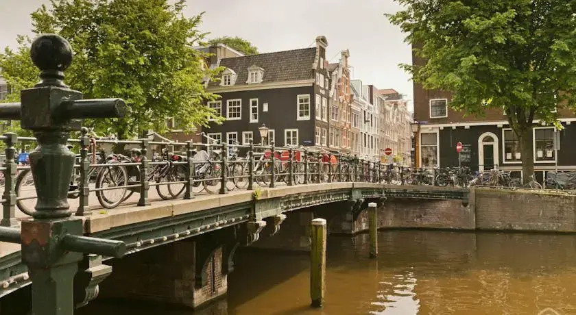 Prins Canal Duplex Amsterdam