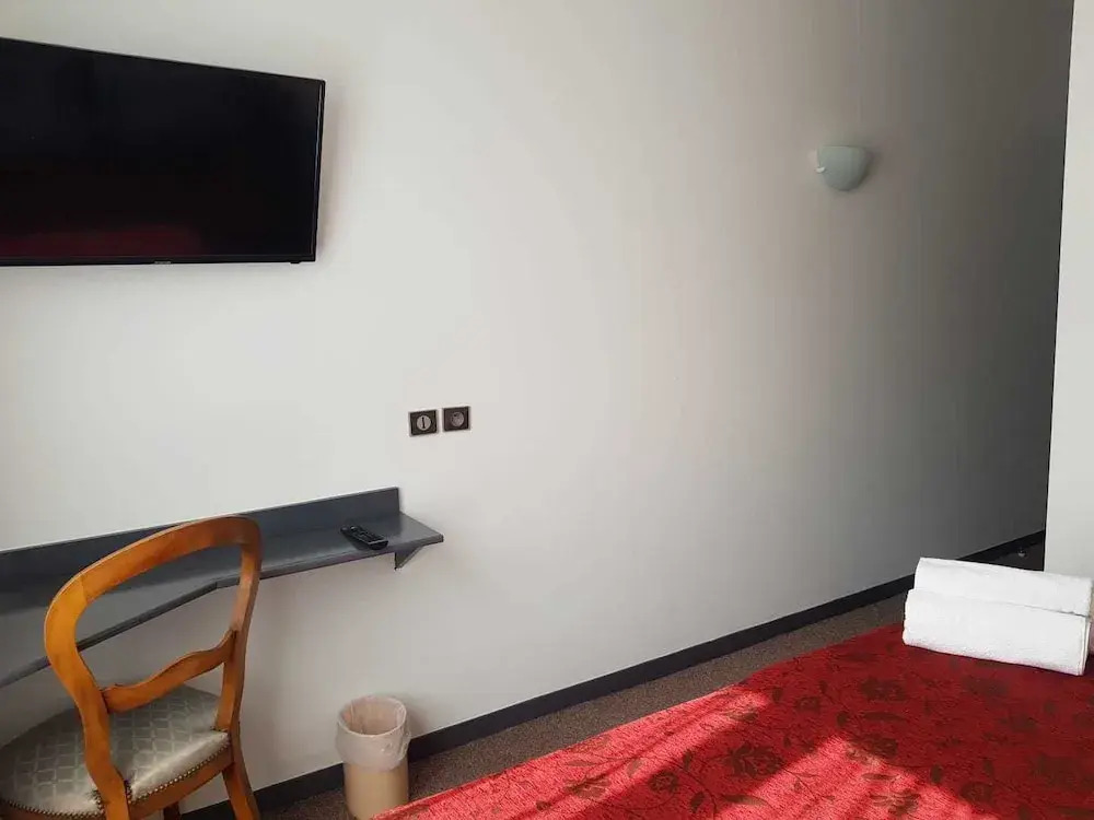 Hôtel La Nonette ASTERIX, CDG AIRPORT & PARIS CENTRE