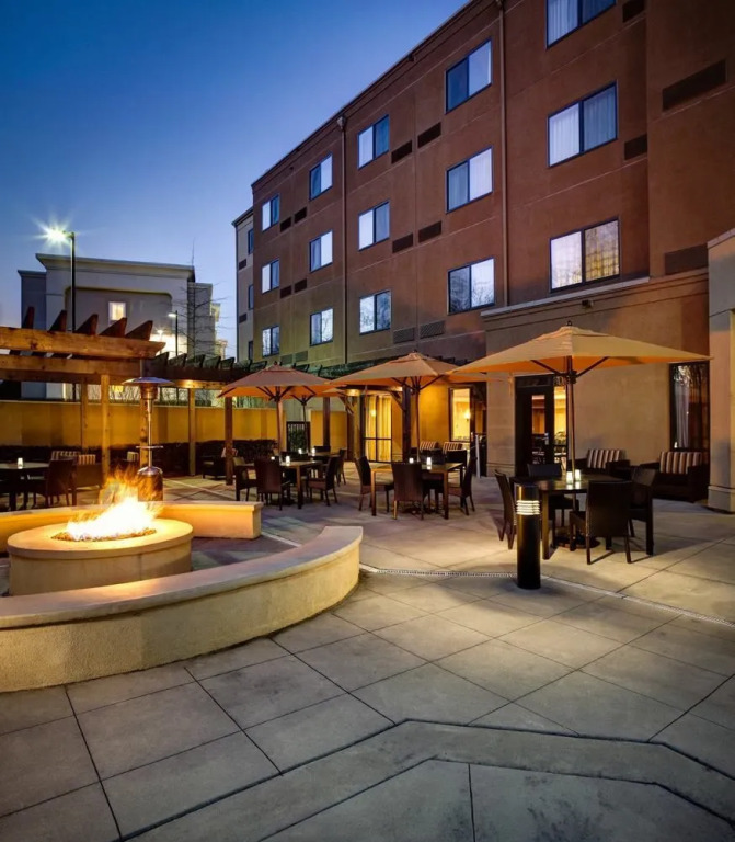 Courtyard by Marriott Atlanta Airport West