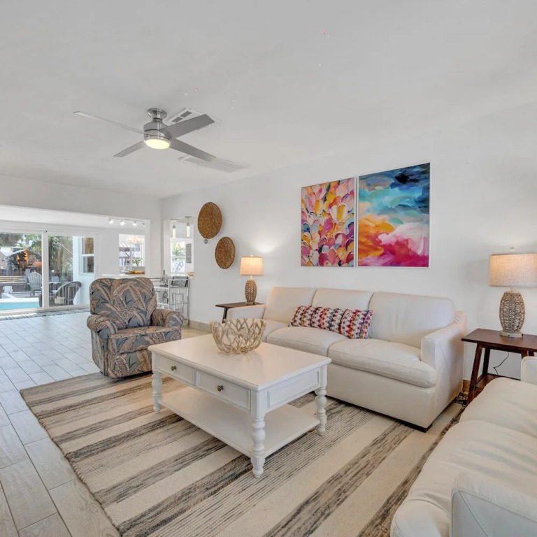 Waterfront Bungalow Heated Pool Pineapple Key