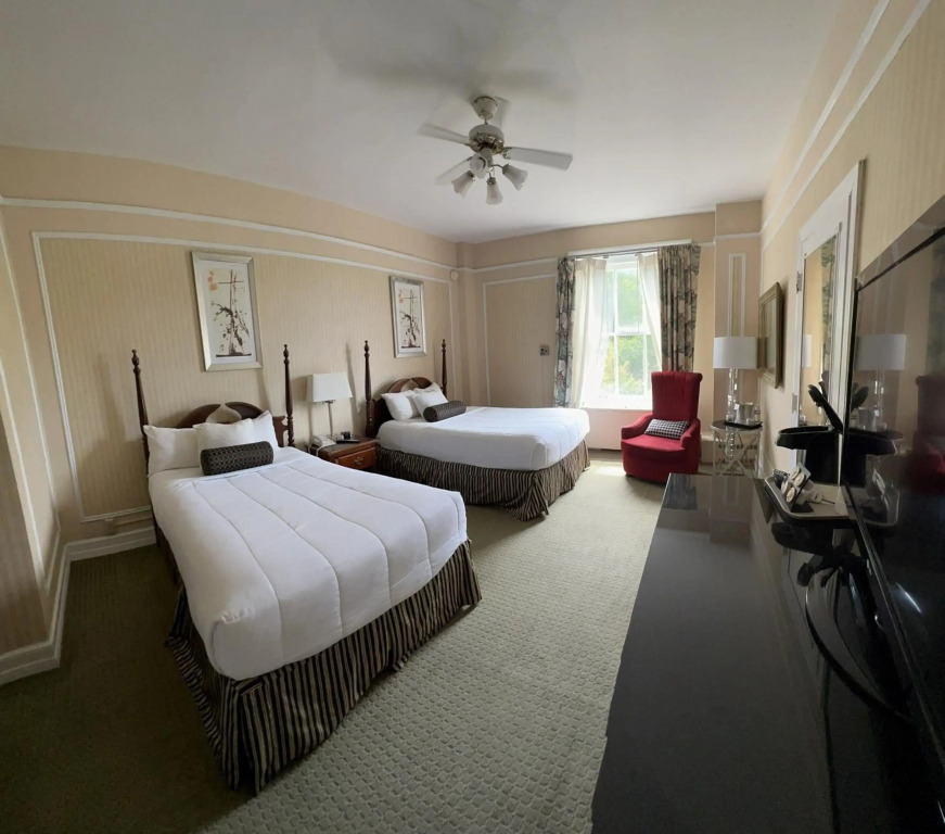 Arlington Resort Hotel & Spa