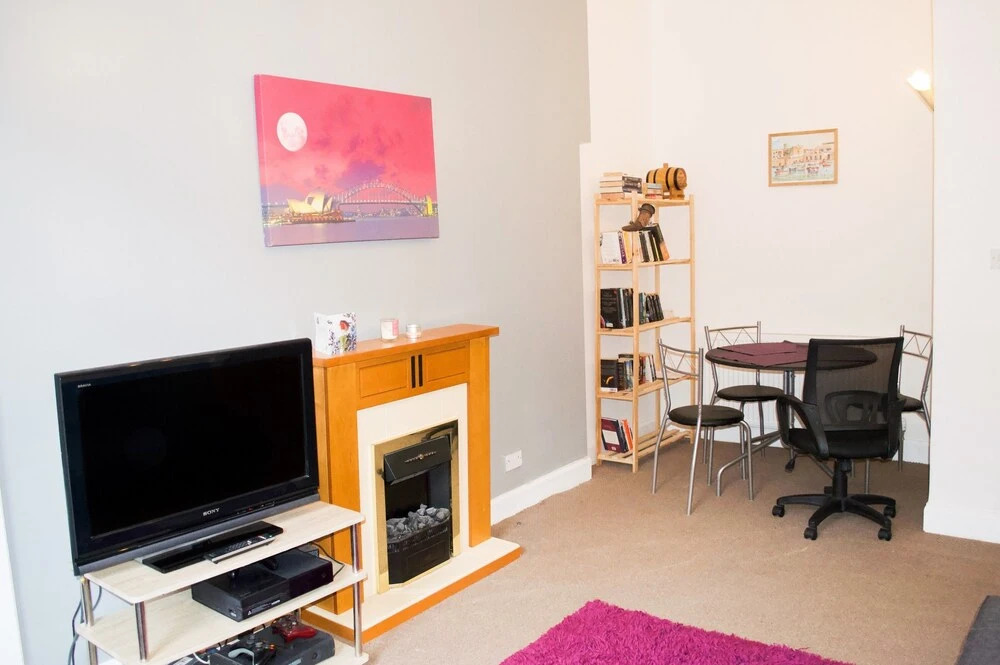 1 Bedroom Flat in the Gorgie Area