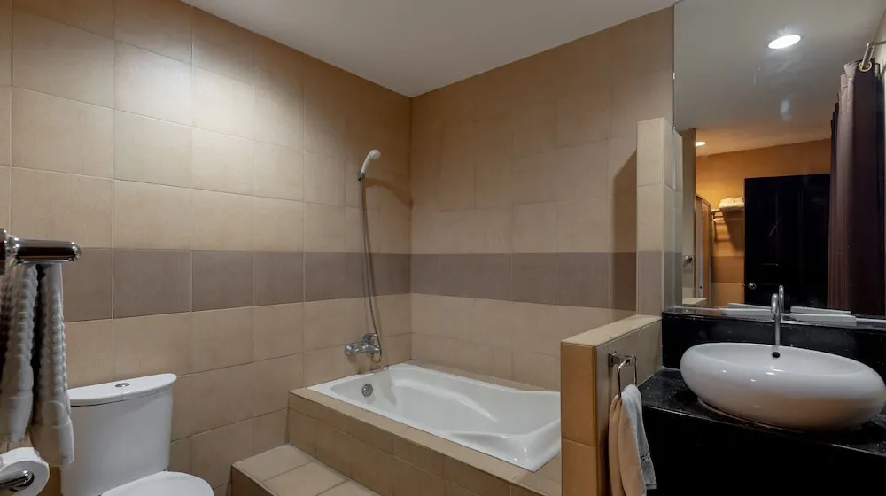 Check Inn Hotel Dumaguete City by RedDoorz