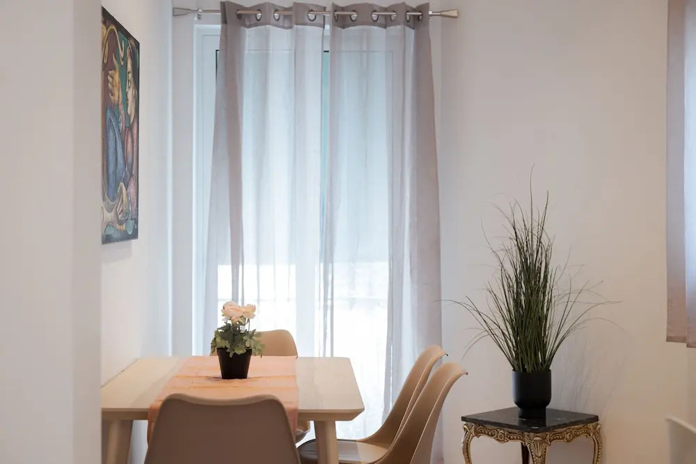 Athenian Hillside Residence