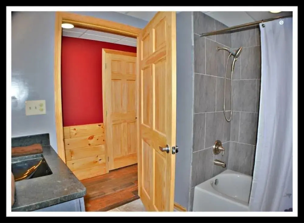 Five Bears Den 3 Bedrooms 3.5 Bathrooms Cabin