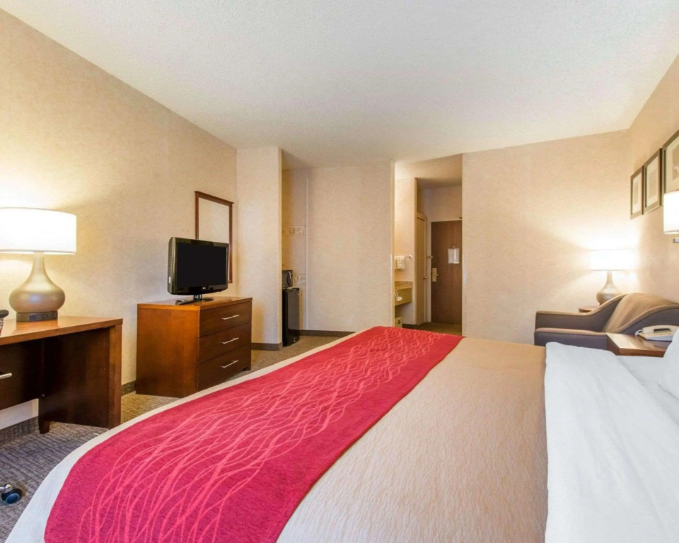 Comfort Inn North - Air Force Academy Area