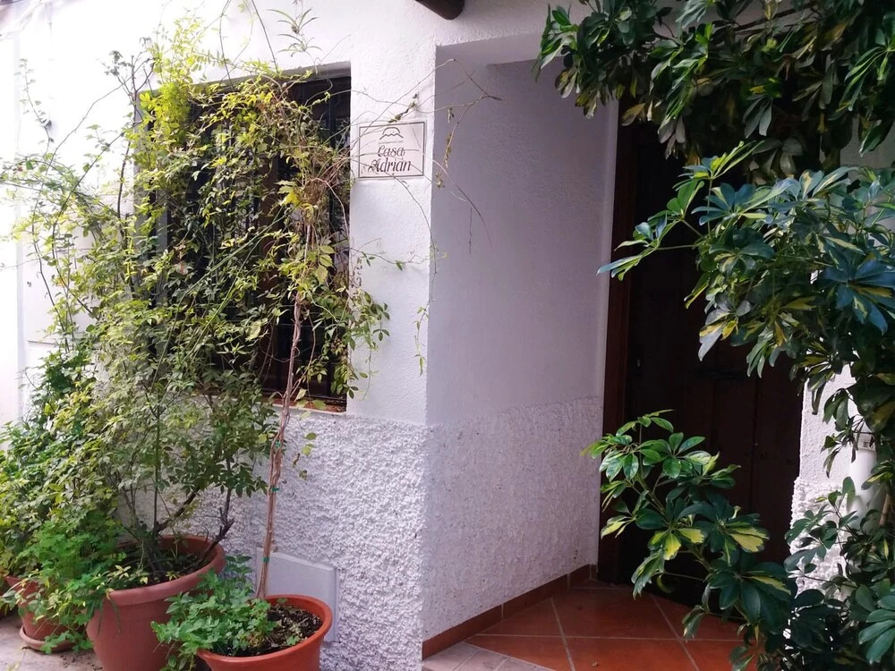 Spacious comfortable house in Quesada with balcony