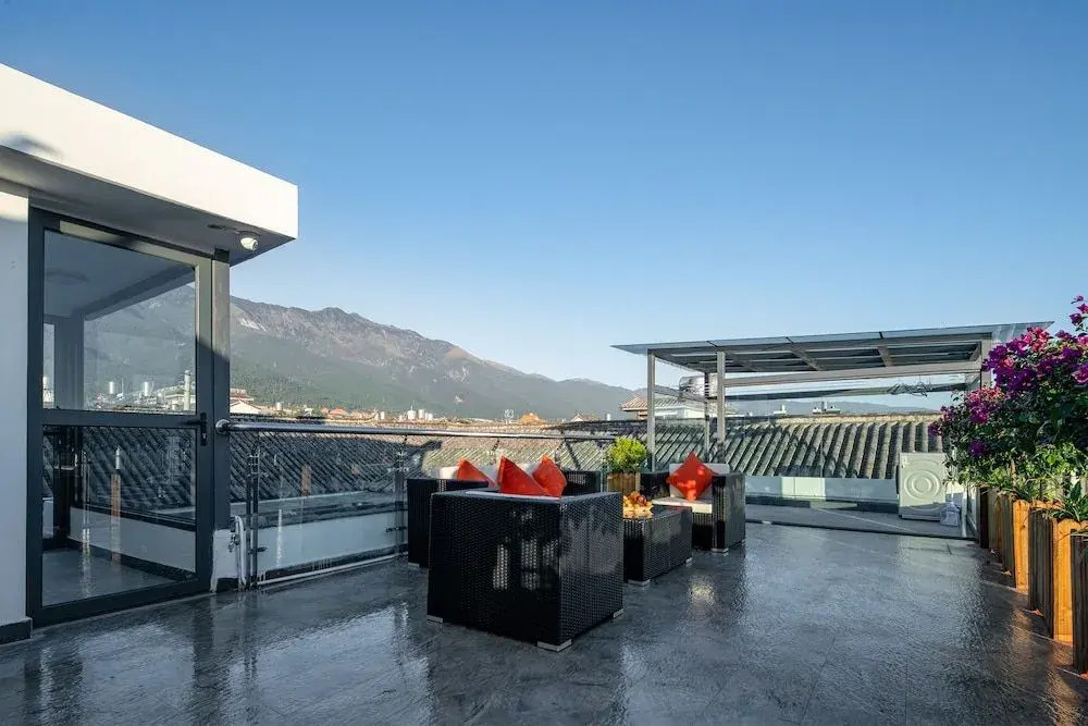 Dali T Hotel