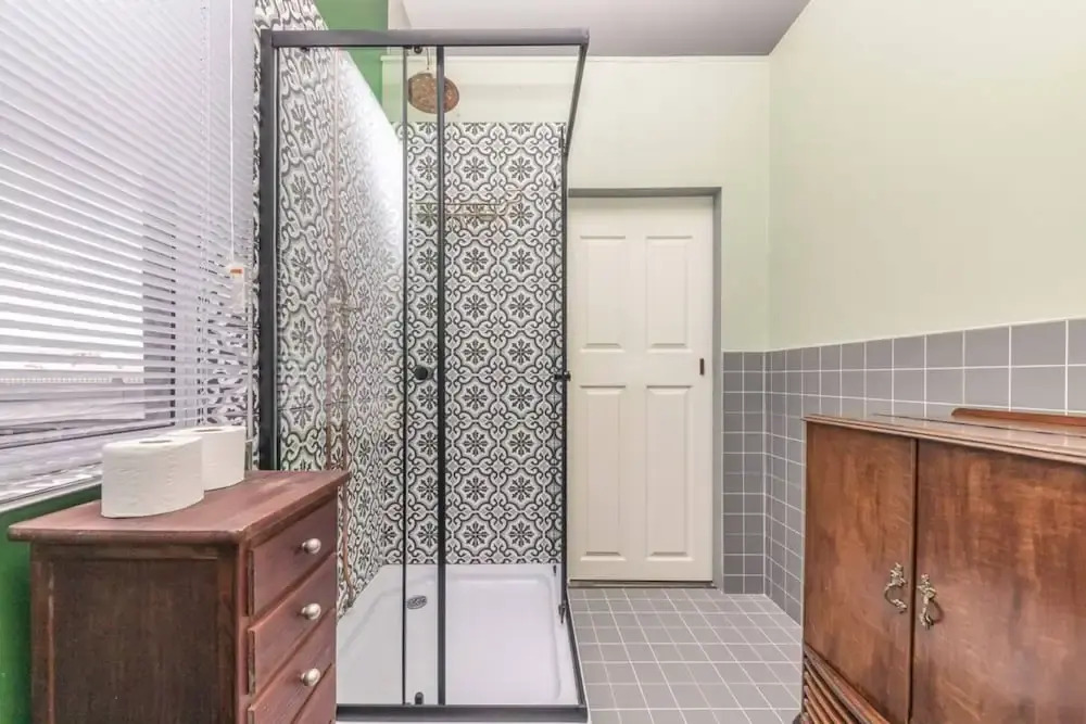 Central and Cosy 1 BD Studio Apartment in Woodstock