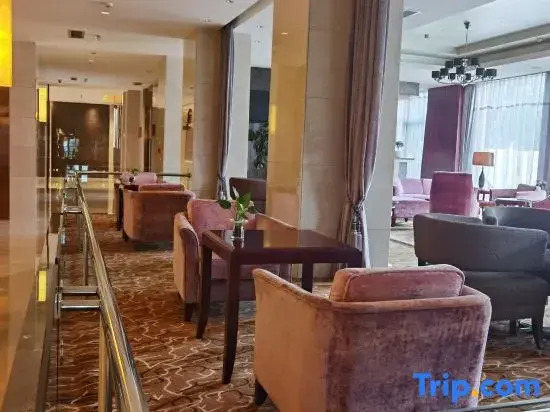 Lingyuan Linggang Hotel