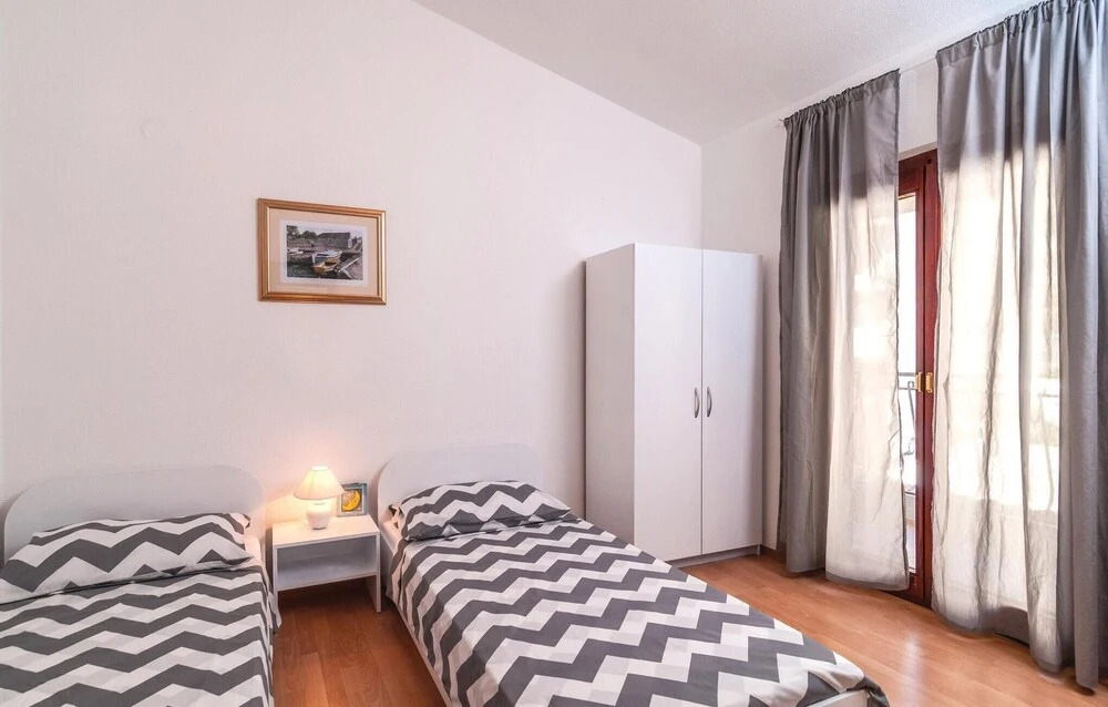 Awesome Home in Omis With Wifi and 6 Bedrooms
