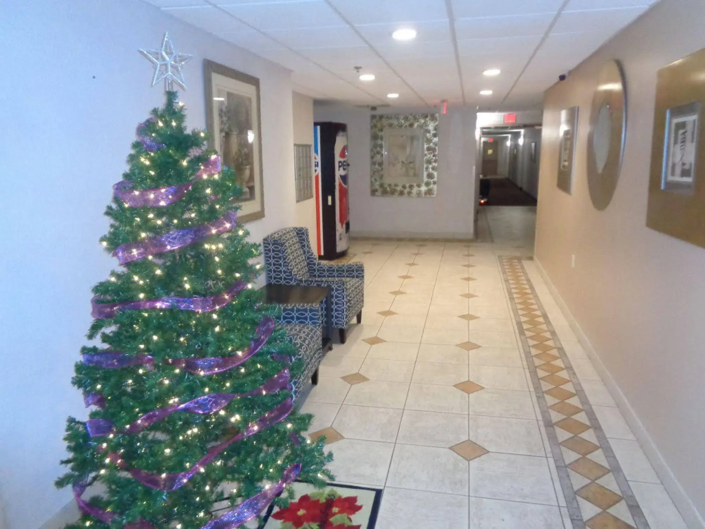 Riverview Suites