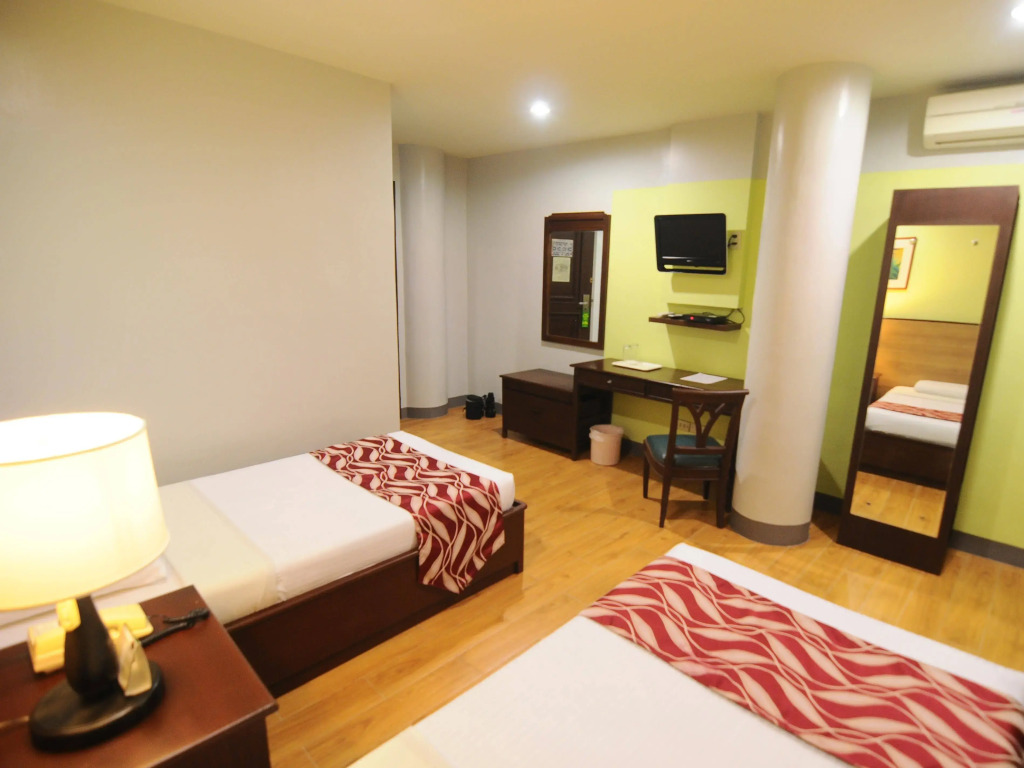 Regency Inn