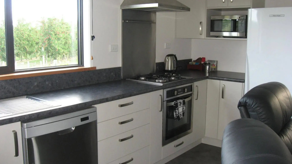 Bluebell Lodge and Cottage