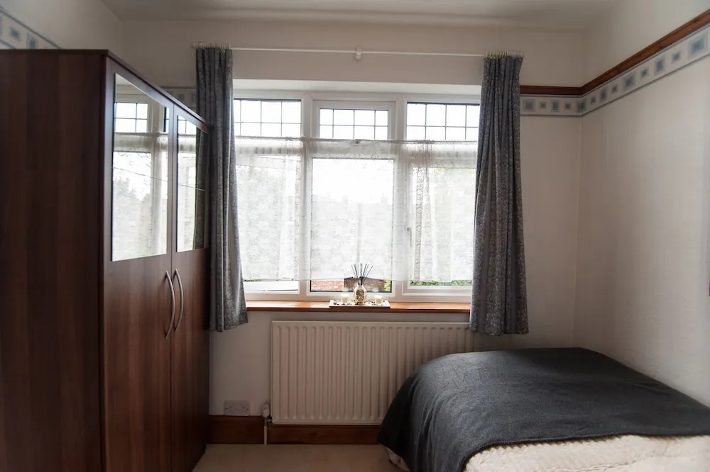 Watford stays - 4bed house