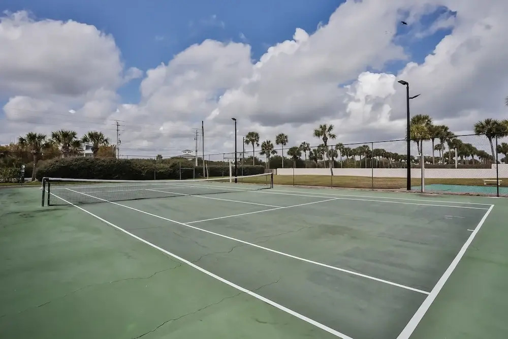Oceanfront Townhouse With Shared Pools, Ocean View, Wifi, W/d, and Central AC