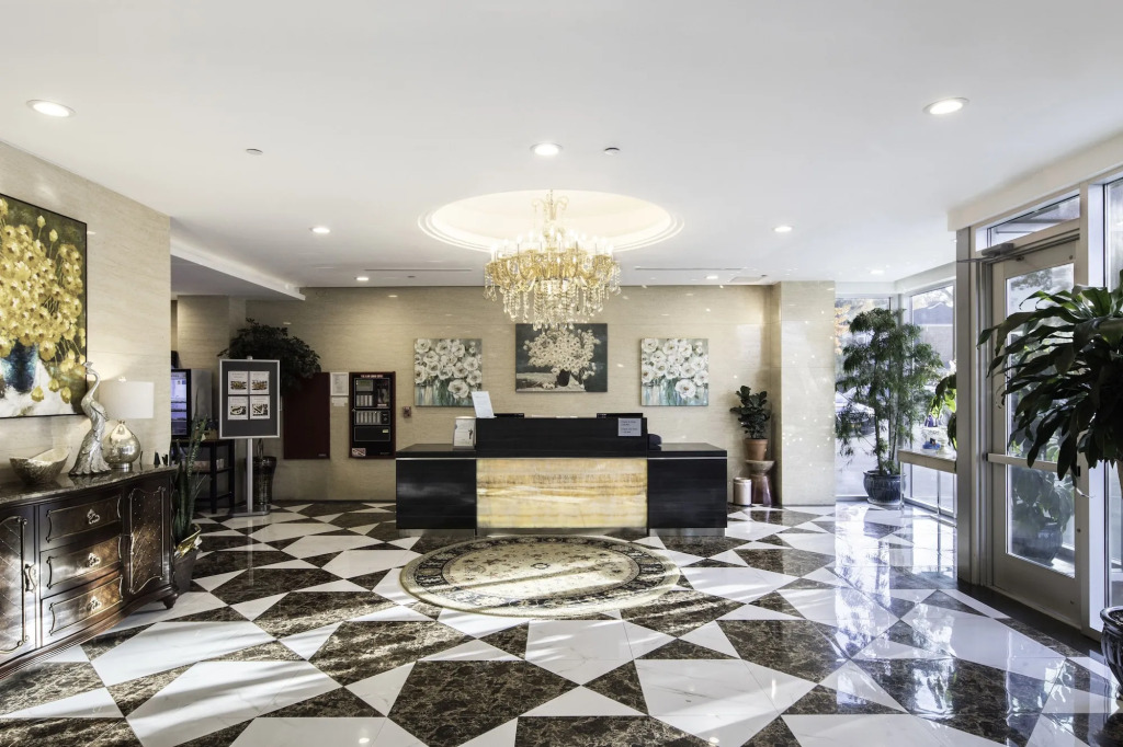 Wyndham Garden Fresh Meadows Flushing