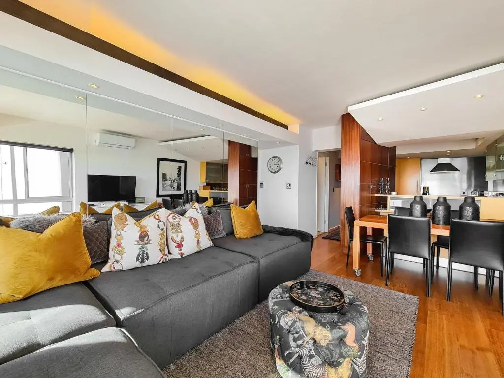 Clifton YOLO Spaces – Clifton Beachfront Executive