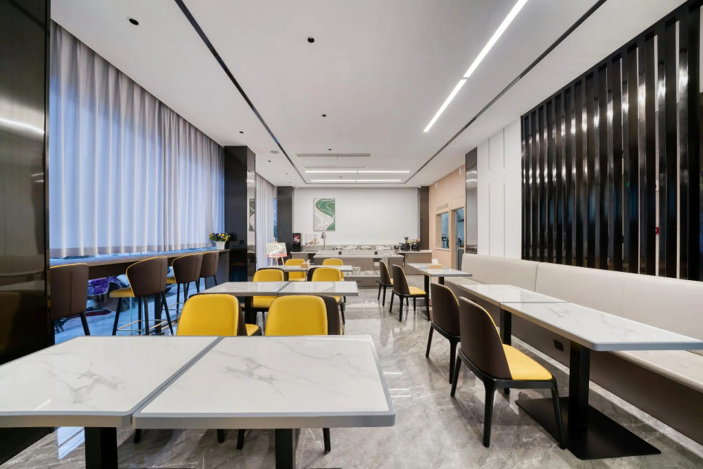 Starway Hotel Linhai Duqiao Baolong Square