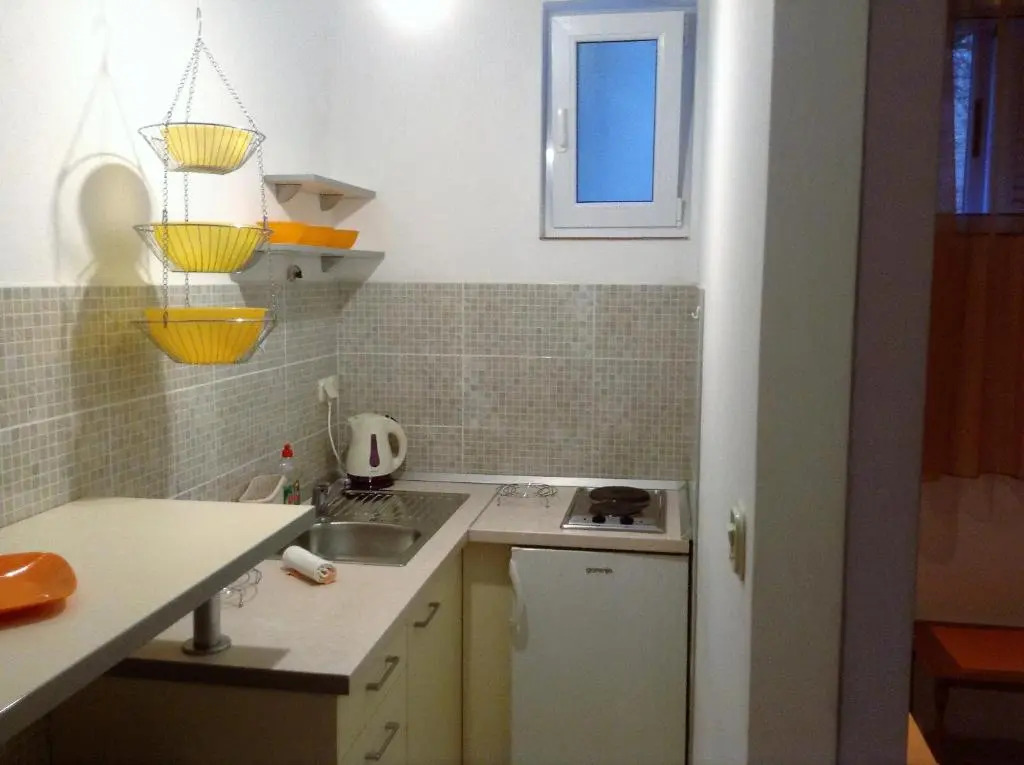 Apartments Leut