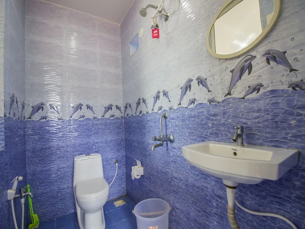 OYO 12873 Home Beach facing Studios Morjim
