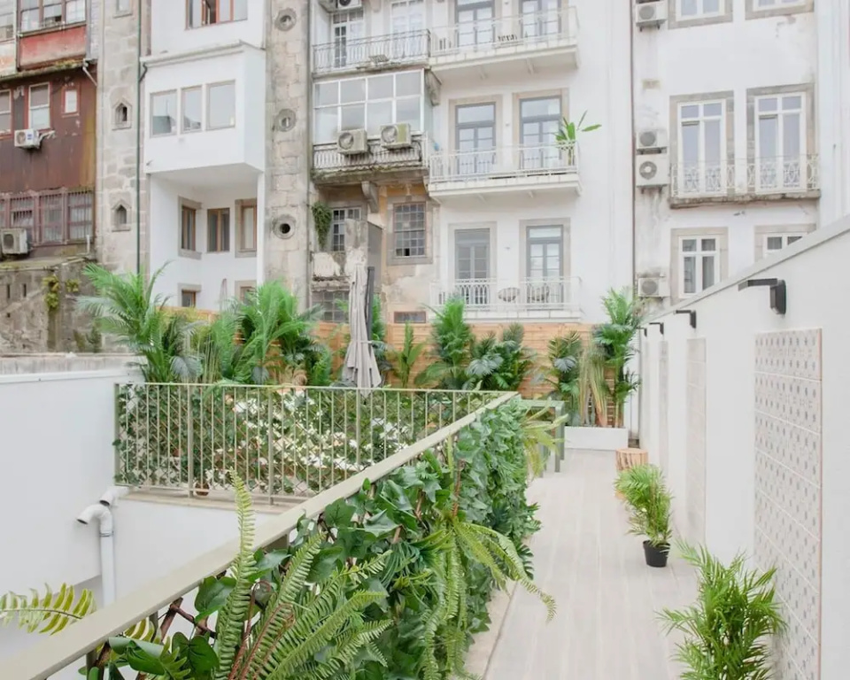Liiiving in Porto - Soho Urban Retreat