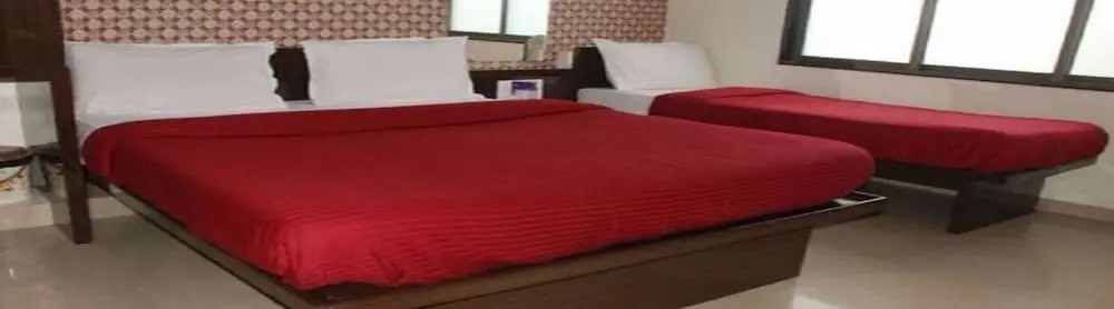 Room Maangta 100 - Andheri East