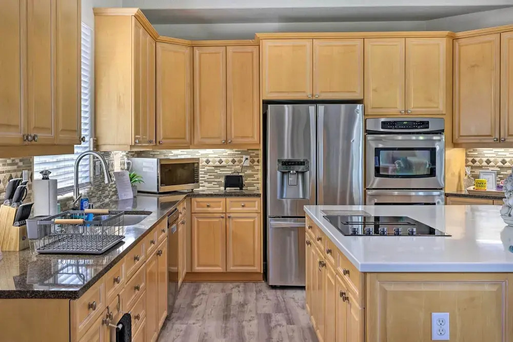 Family-friendly Modesto Home w/ Grill & Yard