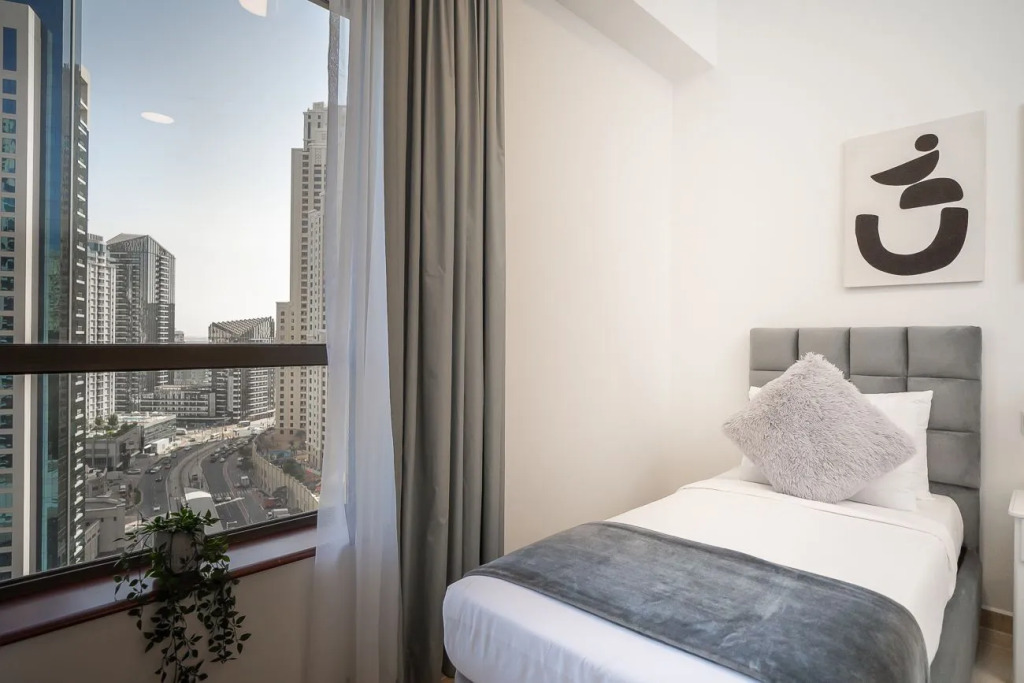 Luxury 3B flat close to the beach in JBR