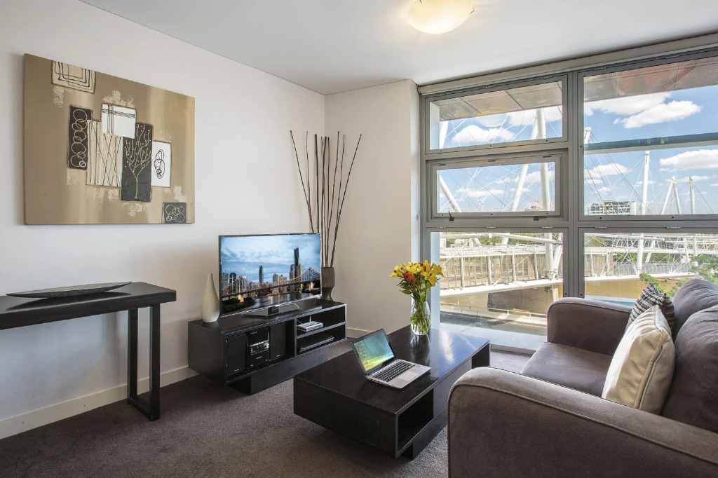Evolution Apartments
