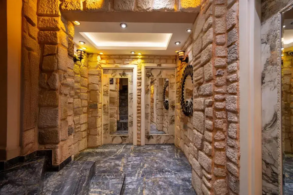 Ren Plus Suit Bakirköy