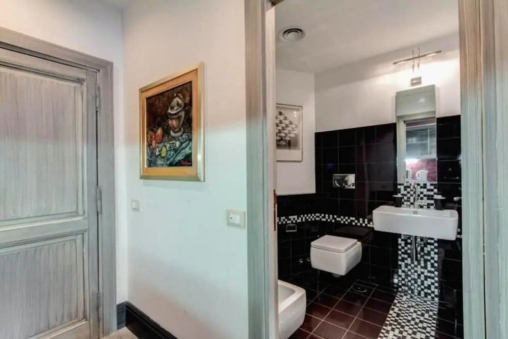 Apartment in piazza5 Scole, For 5 people, Center of Rome