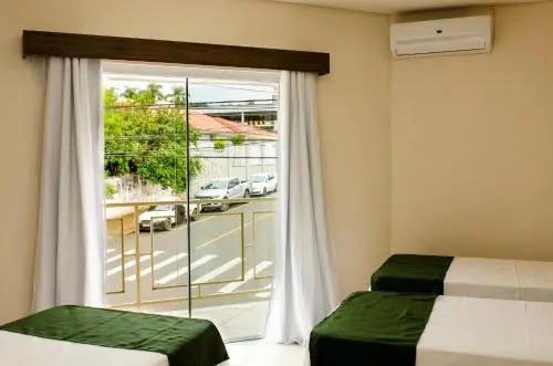 Hotel XV
