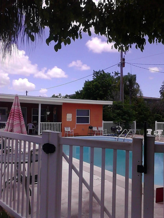 Swashbuckler Motel