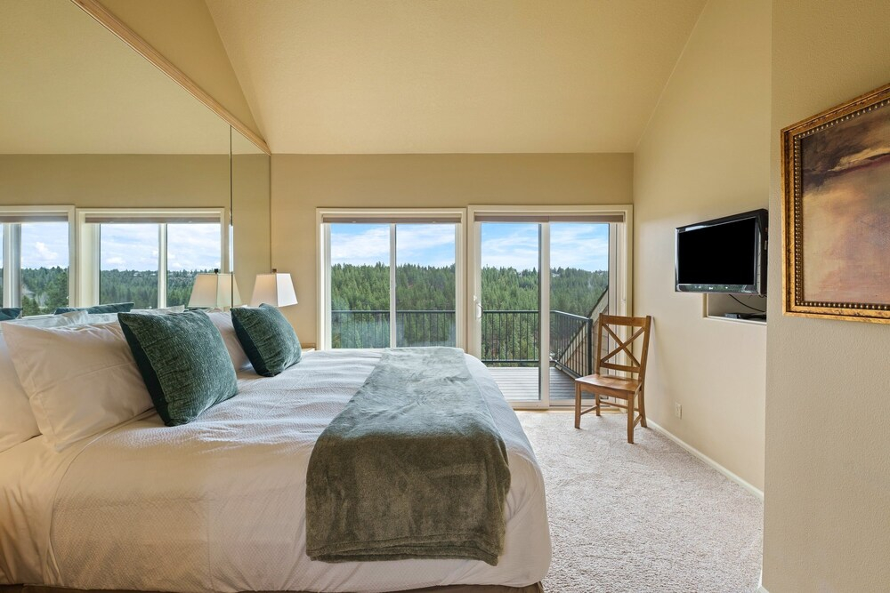 River Ridge 429a 2 Bedroom Condo
