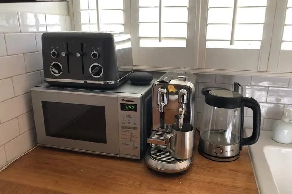 Luxury Victorian 2 Bedroom Apartment Near Tube
