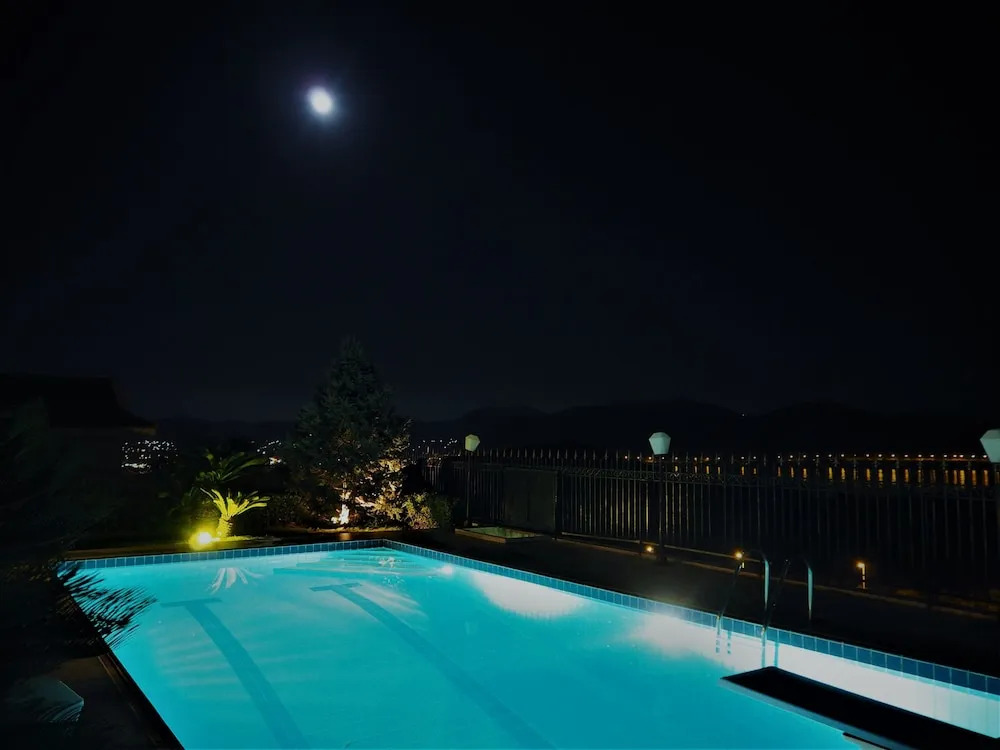 Villa Saronikos