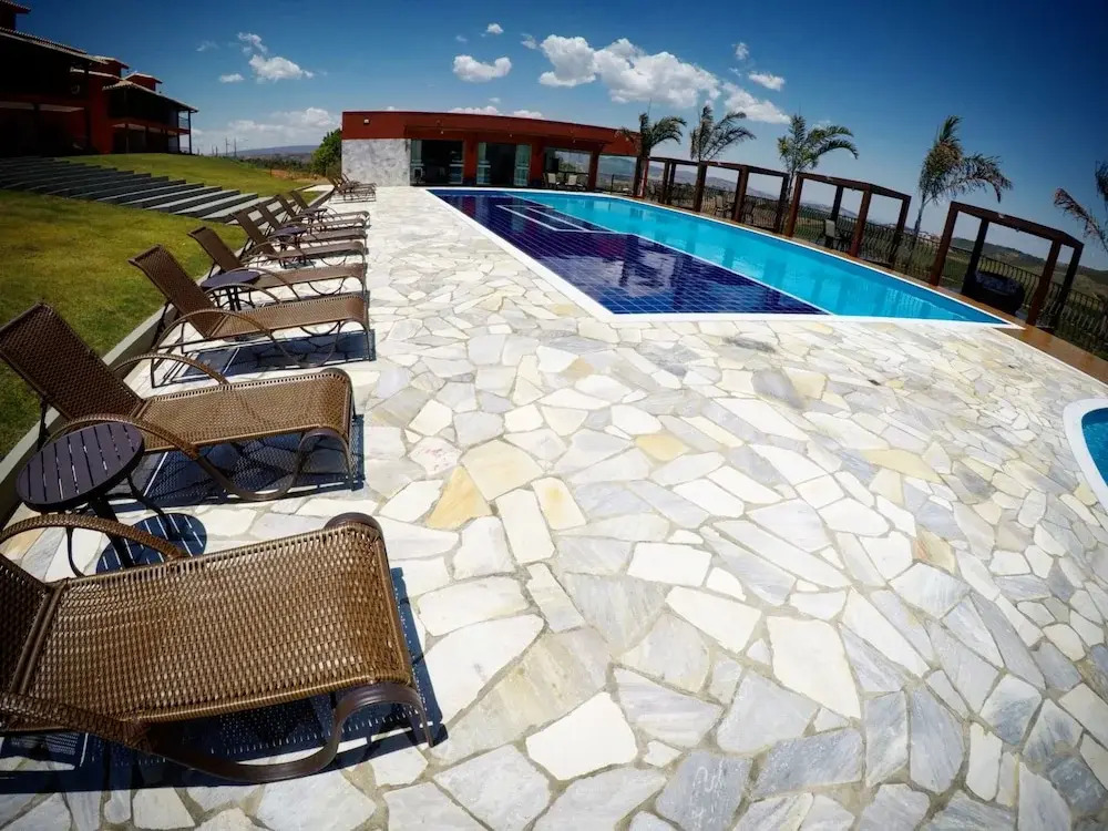 Escarpas resort