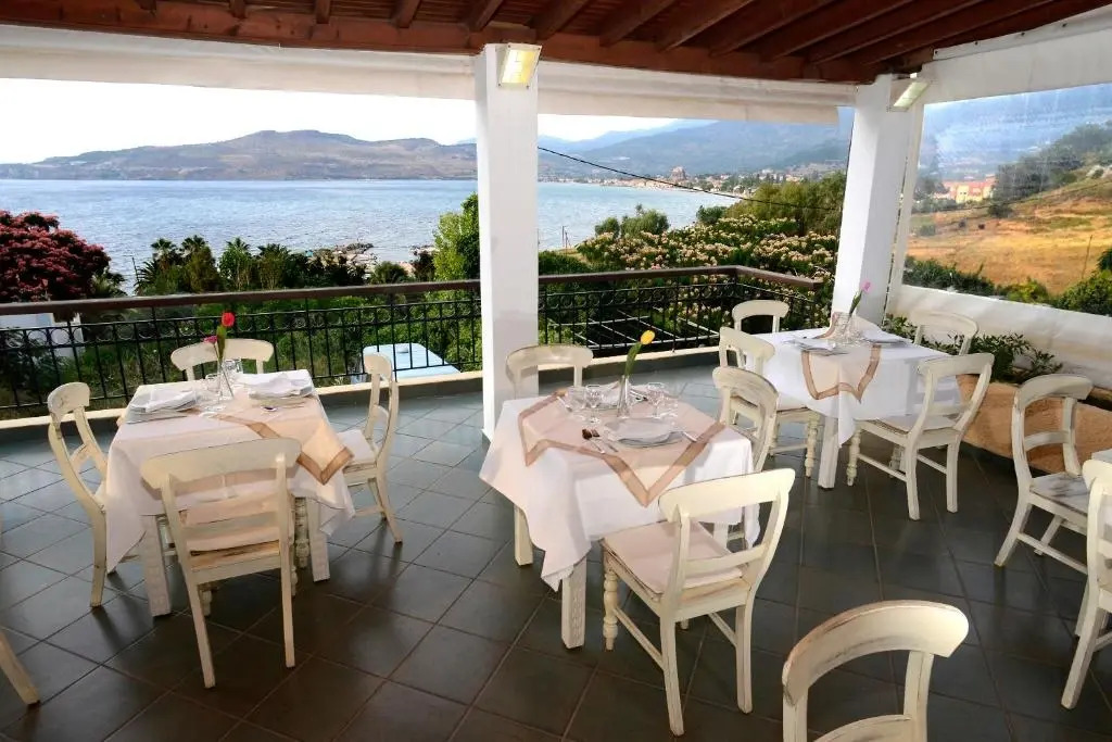 Clara Resort