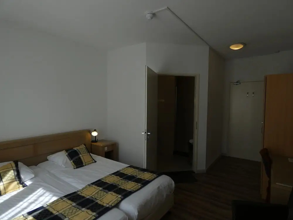 Hotel Holland / Restaurant de Potkachel