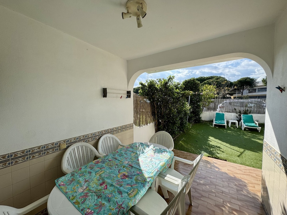 Faro Terrace Villa by Homing