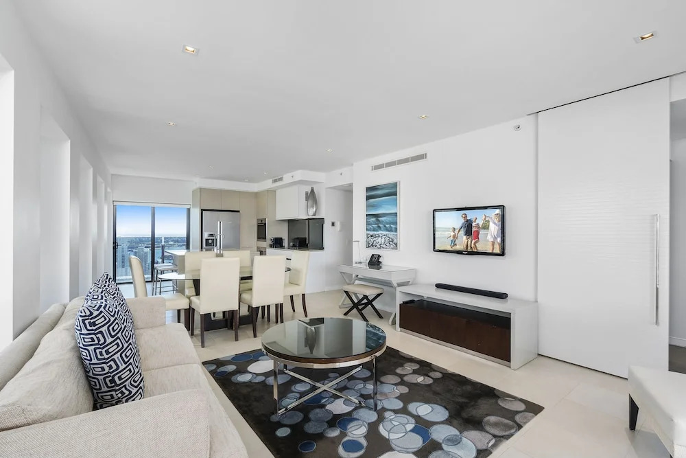 Soul Beachfront Apartments - HR Surfers Paradise
