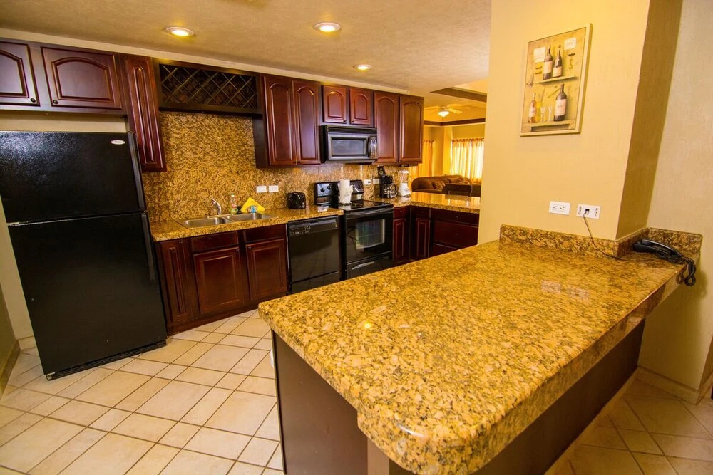Bonita 305 - 3 Br Condo