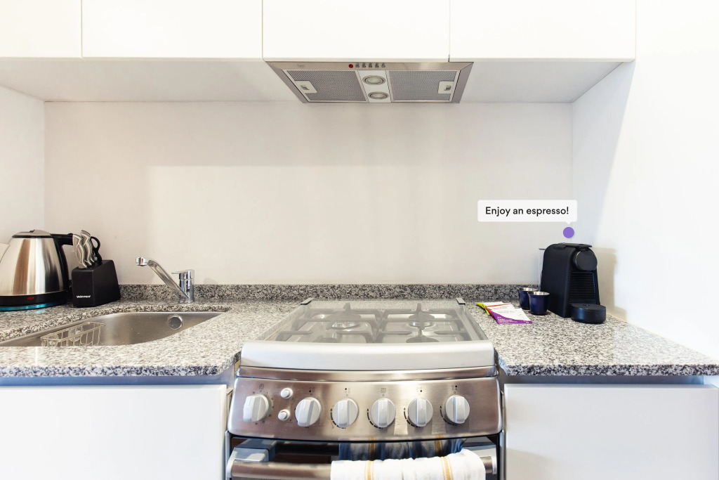 Casai Colorful and Artsy 3BR 2BA Apt in Roma Norte